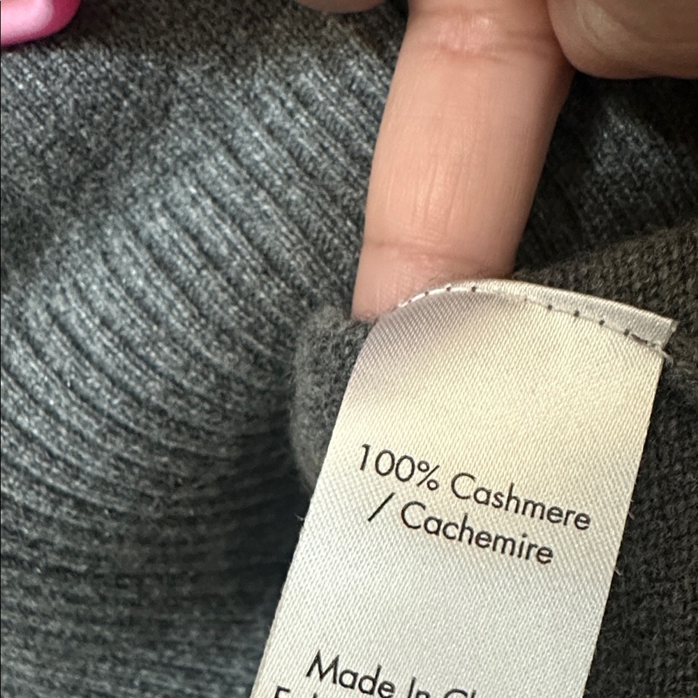 Saccharine Floral Cashmere Crewneck Sweater - Picture 4 of 5